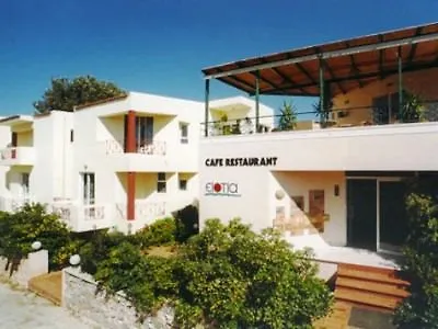 Elotia Agioi Apostoli (Crete)