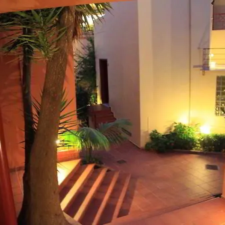 Elotia Hotel